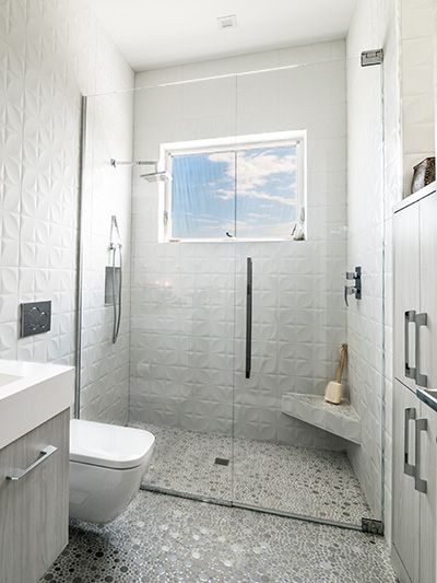 Swinging frameless Shower Doors